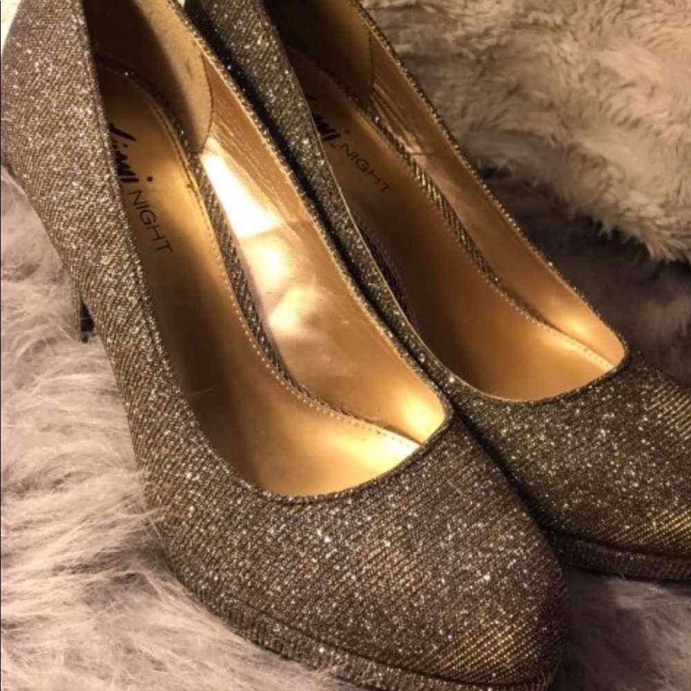 heels - Picture 2 of 4